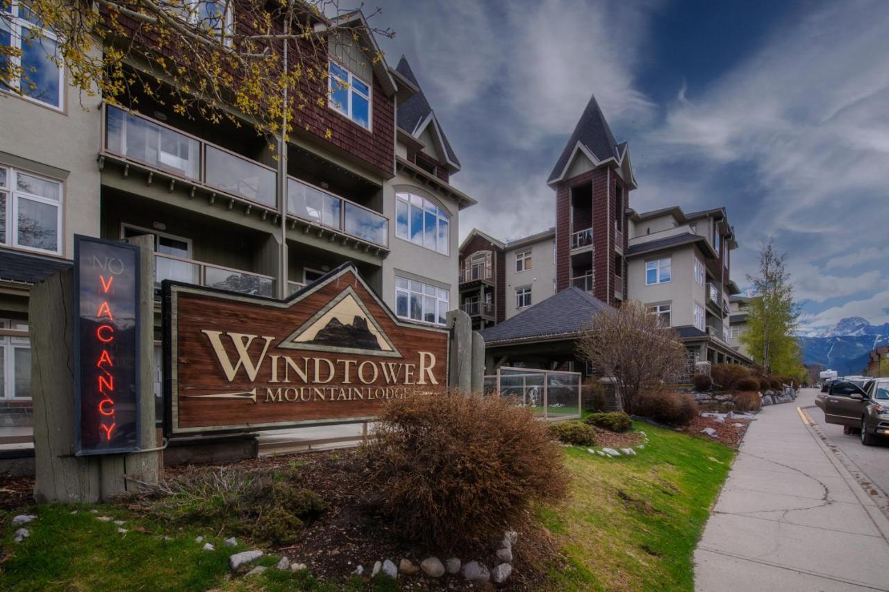 Windtower Lodge - 캔모어 외부 사진